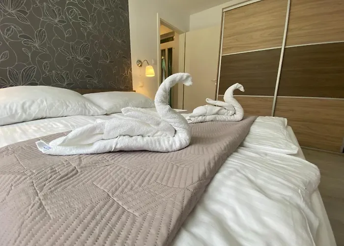 Apartament Andi Siófok